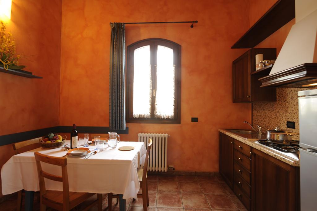 Agriturismo Gian Galeazzo Visconti ξενώνας Valeggio sul Mincio Δωμάτιο φωτογραφία
