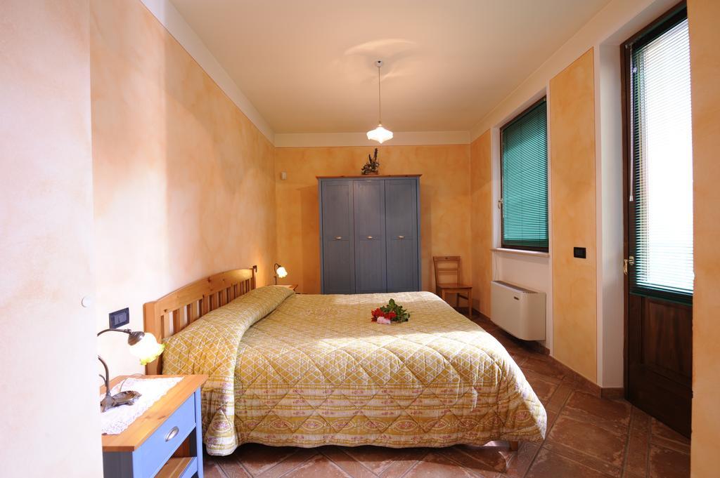Agriturismo Gian Galeazzo Visconti ξενώνας Valeggio sul Mincio Δωμάτιο φωτογραφία